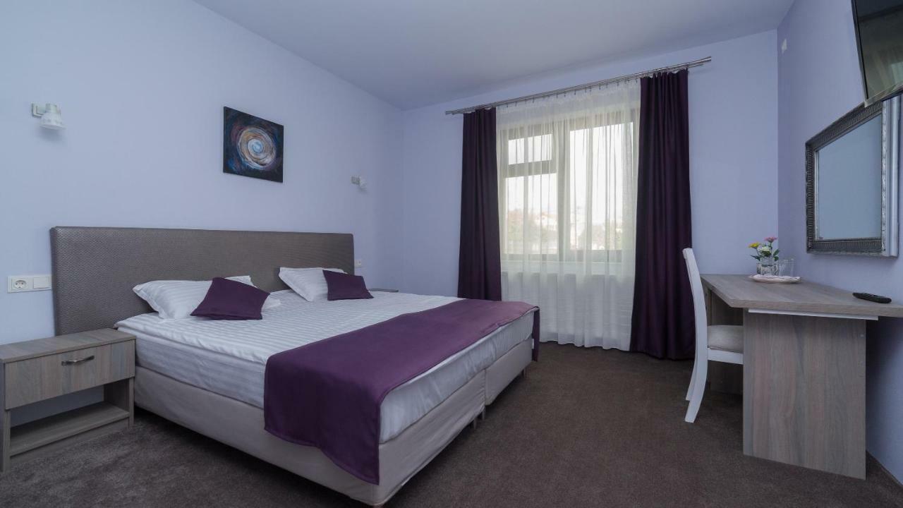 Alba Forum Алба-Юлія Екстер'єр фото